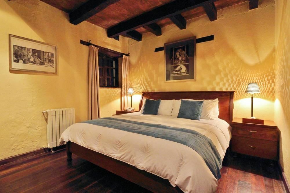 Uvence Arte + Hotel Сан-Кристобаль-де-Ла-Касас Экстерьер фото
