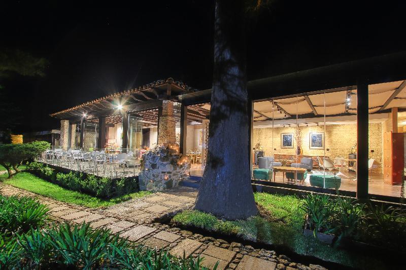 Uvence Arte + Hotel Сан-Кристобаль-де-Ла-Касас Экстерьер фото